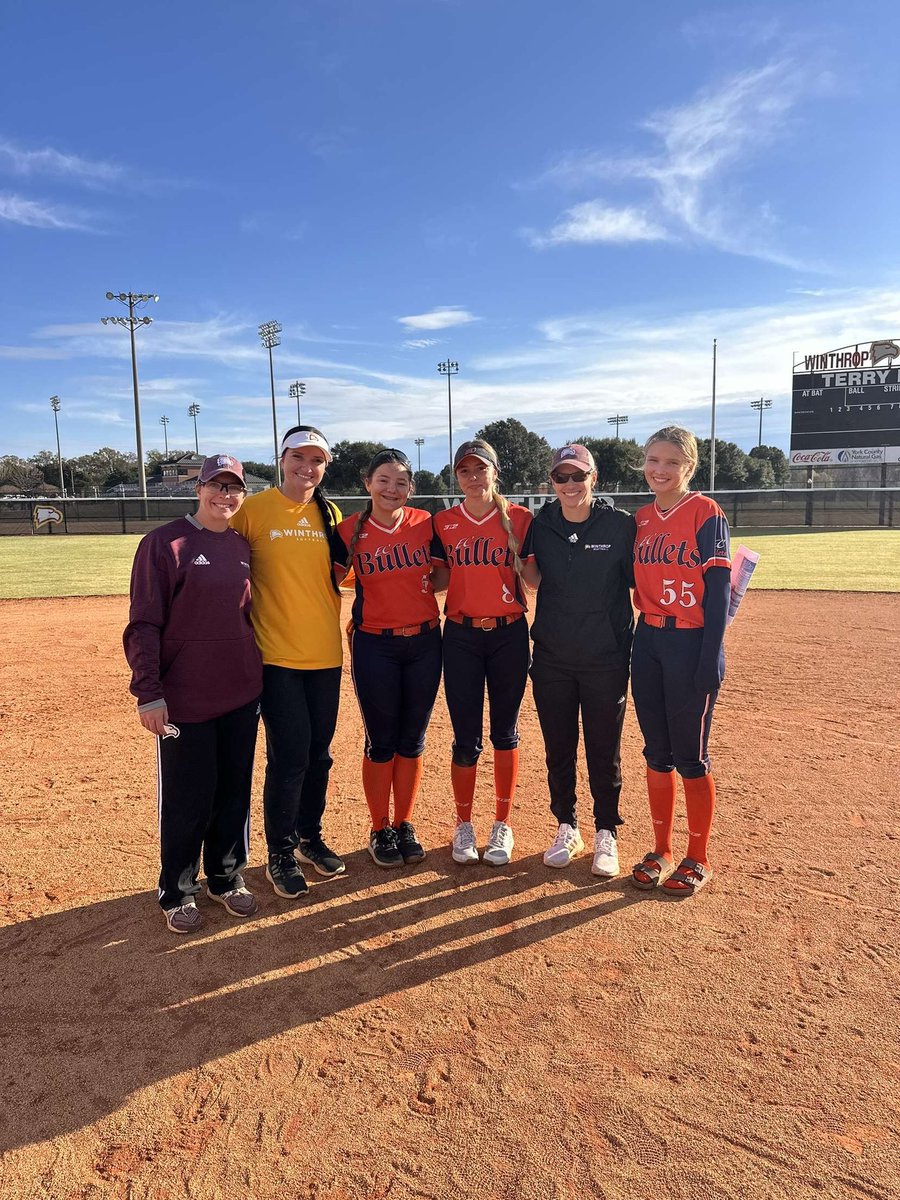 I had a great time at the <a href="/Winthropsoftbal/">Winthrop Softball</a> camp yesterday with my teammates. Thank you to all of the players and coaches for your feedback and I can’t wait to be back!