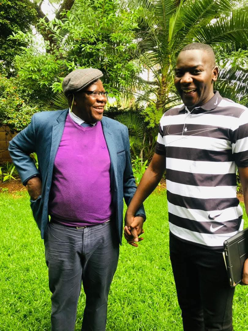 MulakazuvaL's tweet photo. Kupera kuti peruuuu 🤣🤣🤣🤣 #Aripi❓❓ https://t.co/oZ2xQphKeh