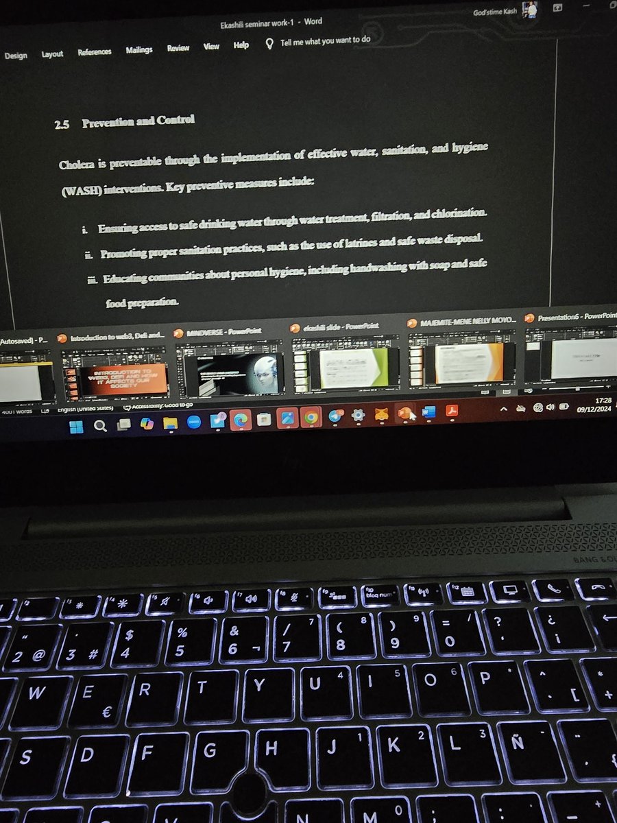 It's 2:31 am

And I'm juggling between my PC, my phone, my text books and my seminar print out.

On PC, I'm editing my presentation slides on PowerPoint while correcting certain errors on my main work on Ms word.

I'm also reading different journals.

Ahhhhh
🥲🥲