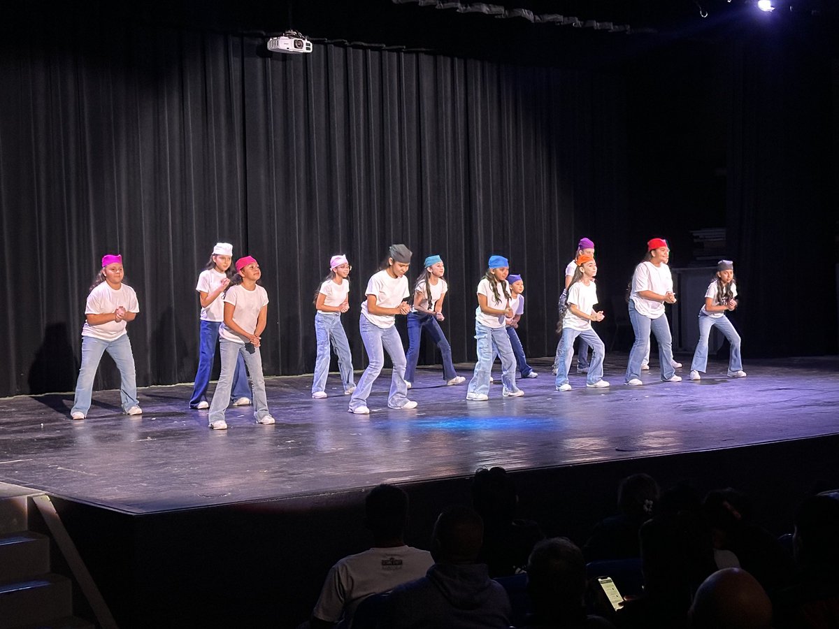 Victor A. Lara (@vlara_82) on Twitter photo Riverside learning community showcasing their dance skills at tonight’s fall recital!
We’ve got some talented students upcoming and here <a href="/Riverside_4ever/">Riverside_Rangers</a> !
🧡💙🤠 Riverside learning community showcasing their dance skills at tonight’s fall recital!
We’ve got some talented students upcoming and here <a href="/Riverside_4ever/">Riverside_Rangers</a> !
🧡💙🤠