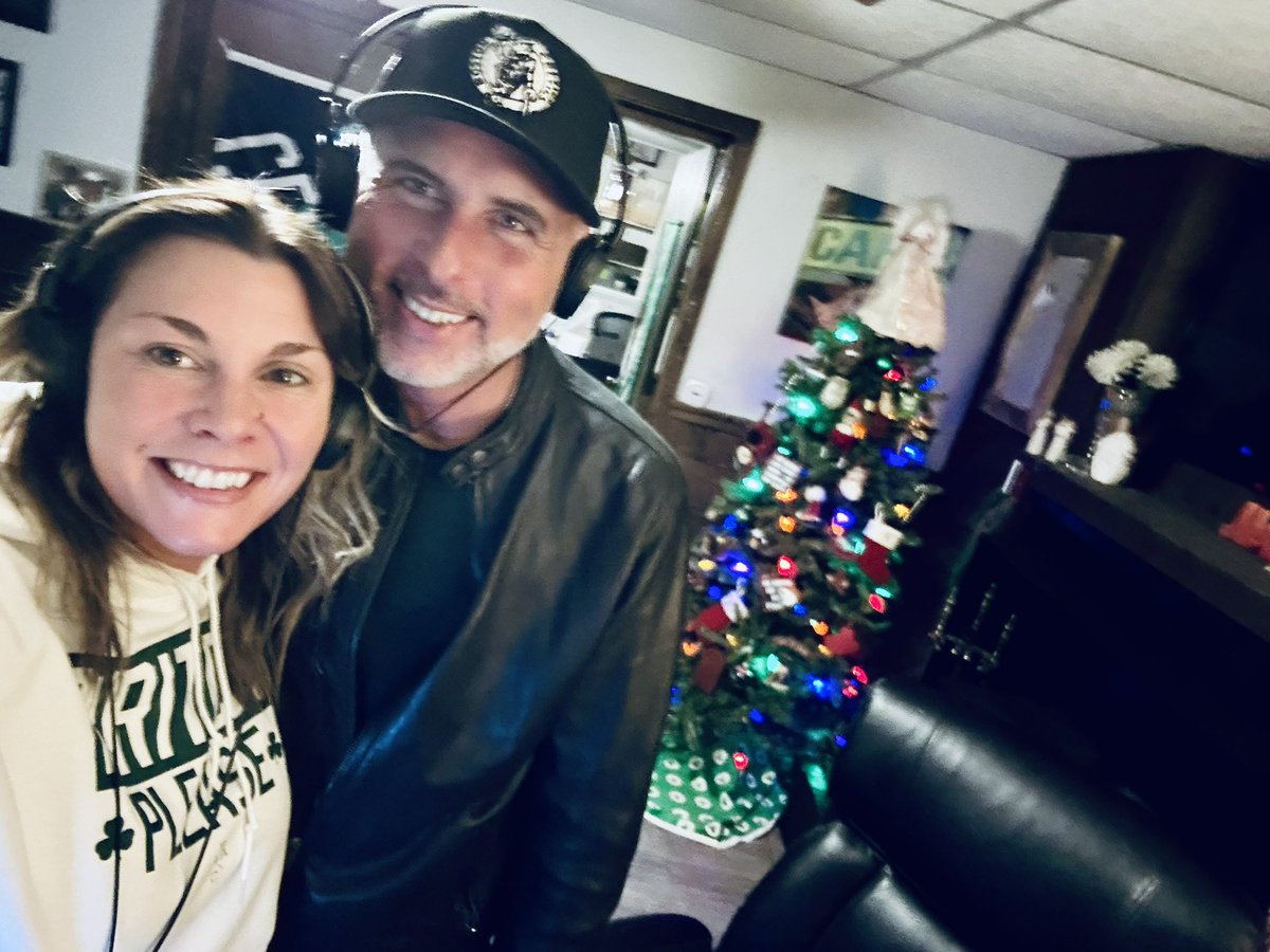 Let's Chat with Kat & Pat tweet media