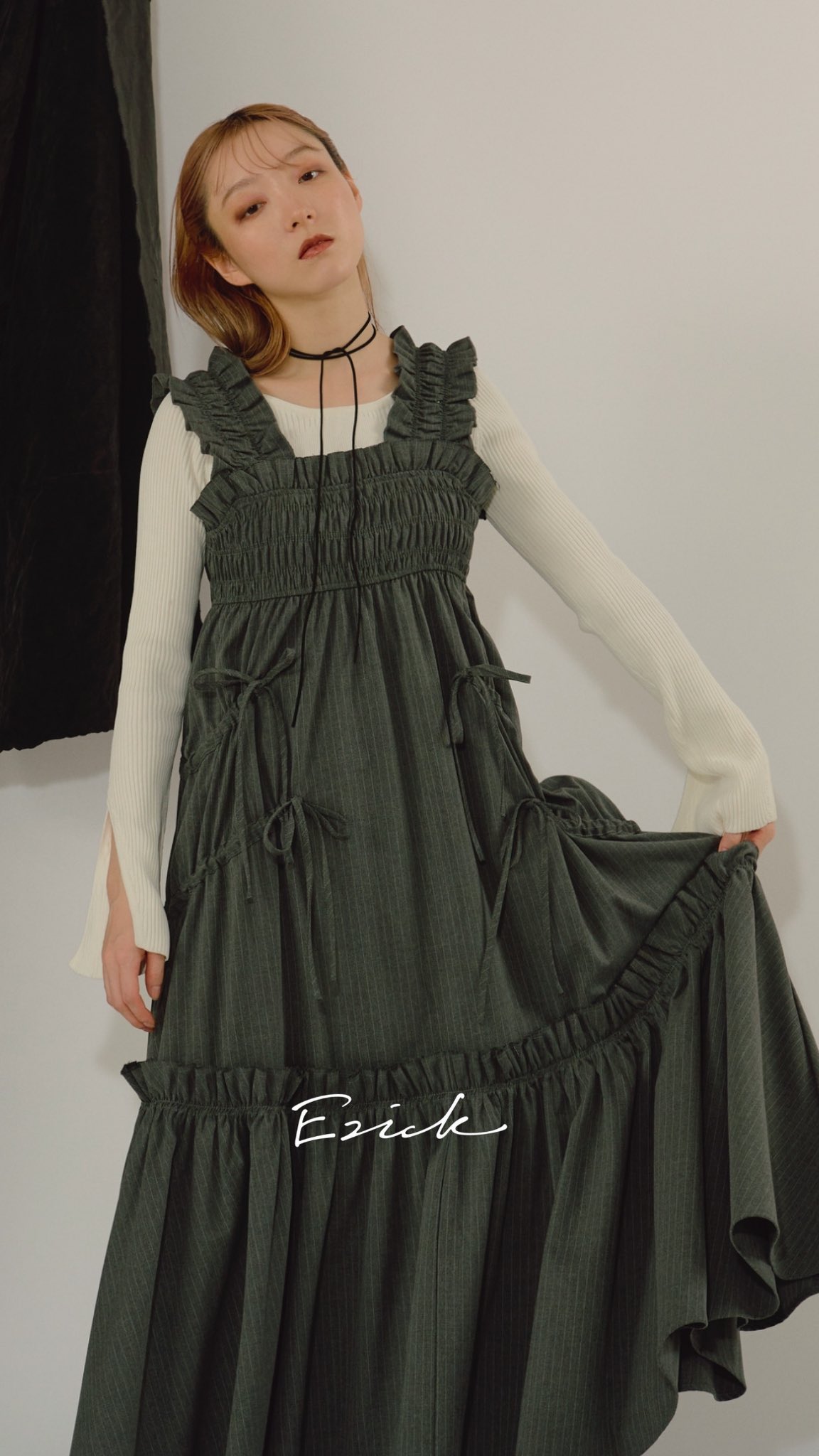 エジック　ドレス　オリーブ Ezick（エジック）の「Jacquard cuffs シアーモードドレス