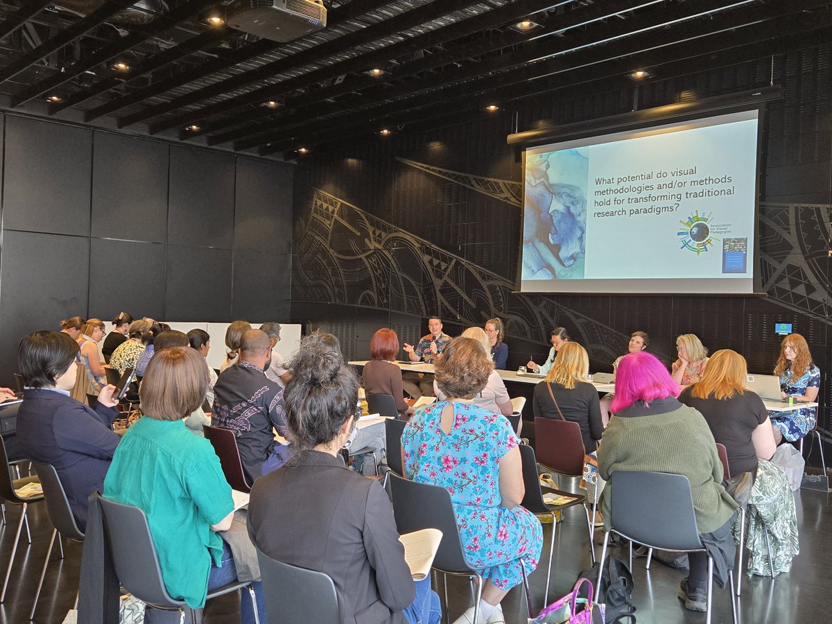 Association for Visual Pedagogies tweet media