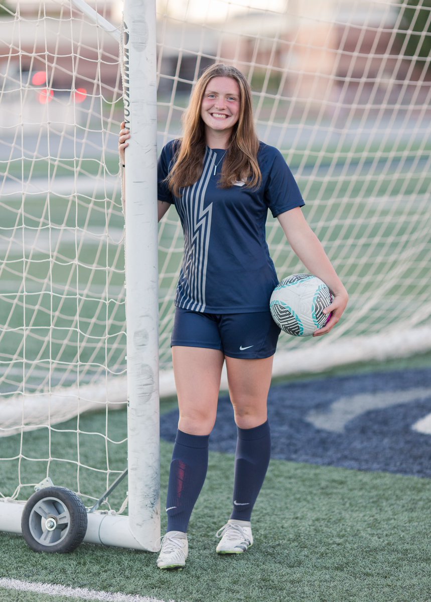 LCCSoccer's tweet photo. Welcome Eleanor Haslam from Orem UT to the RDF❗️❗️❗️

Eleanor is a 4 year Varsity player, all region honorable mention, Academic All Region, part of NHS, secretary for FCCLA for Timpanogos HS who was 5A soccer State Finalist!!! https://t.co/cuH8AfXQYI