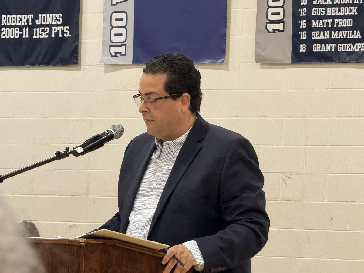 Cohasset143 tweet media