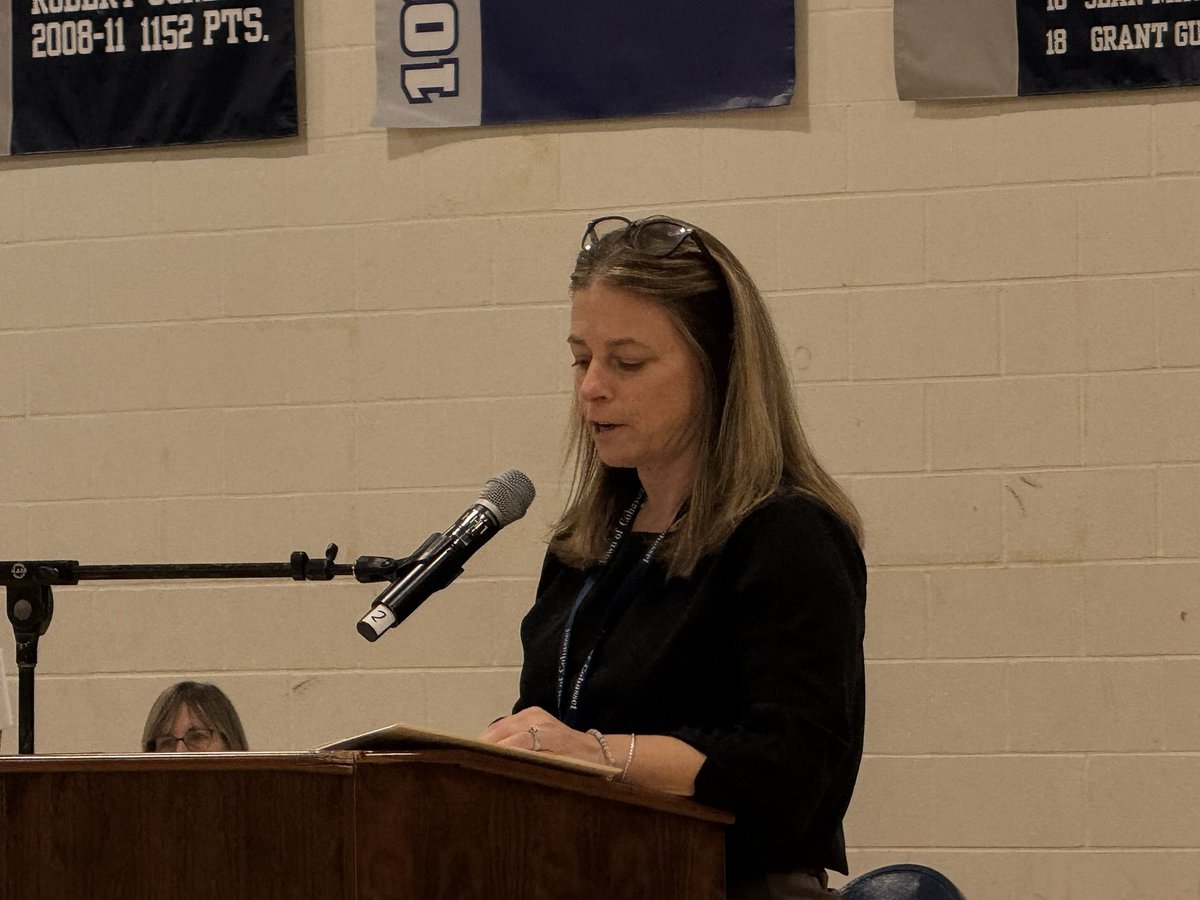 Cohasset143 tweet media