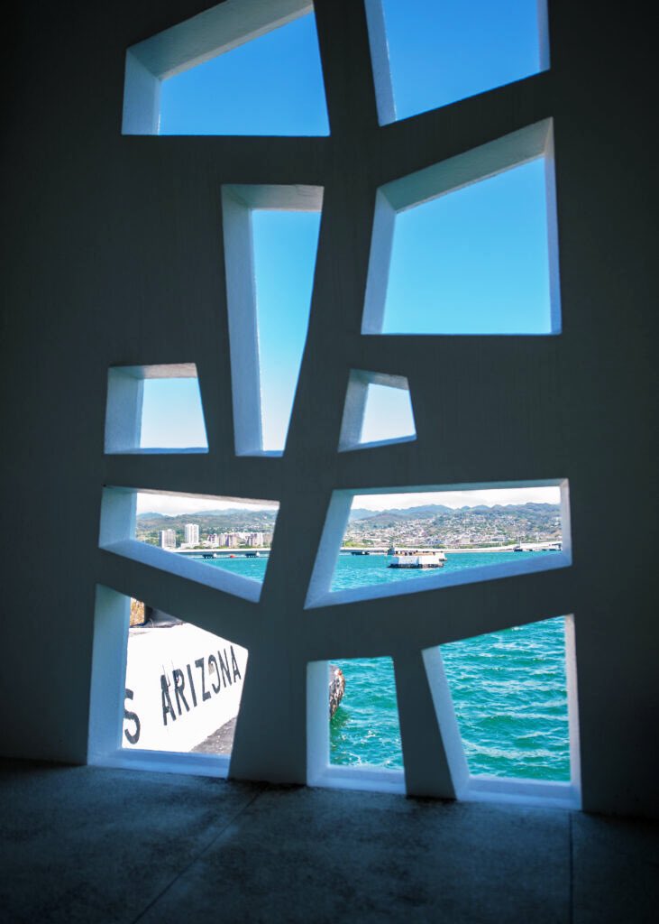 The Memorial. USSArizona. 🇺🇸 

#PearlHarbor83