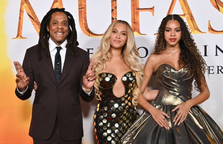 beyfobic's tweet image. THE CARTERS aka american royal family