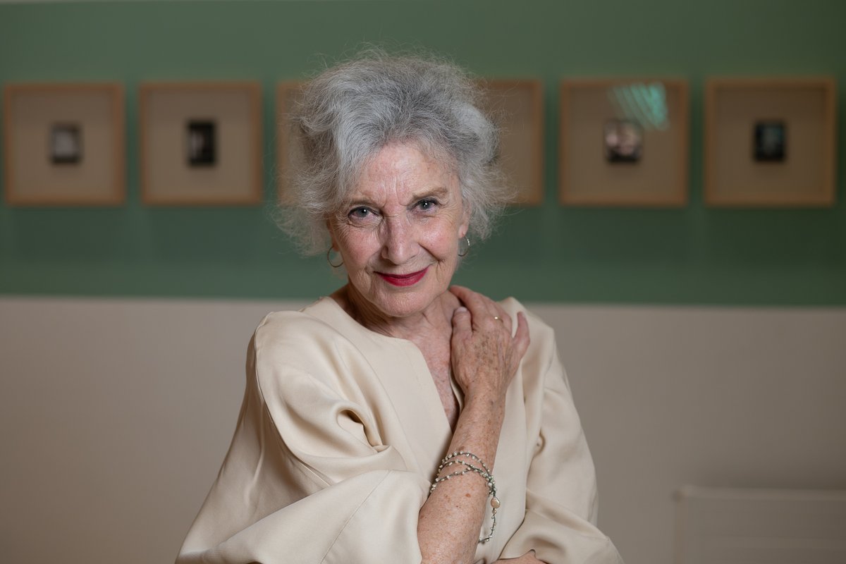 Desde o equipo do Ourense Film Festival sentimos hoxe unha pena profunda ao despedir a Marisa Paredes, gran amiga do festival.

Todo o noso apoio está cos seus amigos e familiares.

Ata sempre, compañeira.