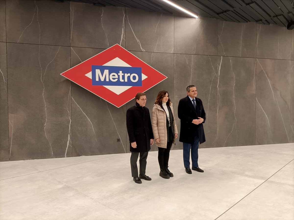 🚆 Abre el Intercambiador de Valdebebas, el sexto de la región, que conectará con L11, Ciudad de la Justicia o la F1

El edificio ocupa un total de 6.835 metros, con dos plantas, cuatro ascensores y dos escaleras mecánicas, así como 14 locales comerciales

europapress.es/madrid/noticia…