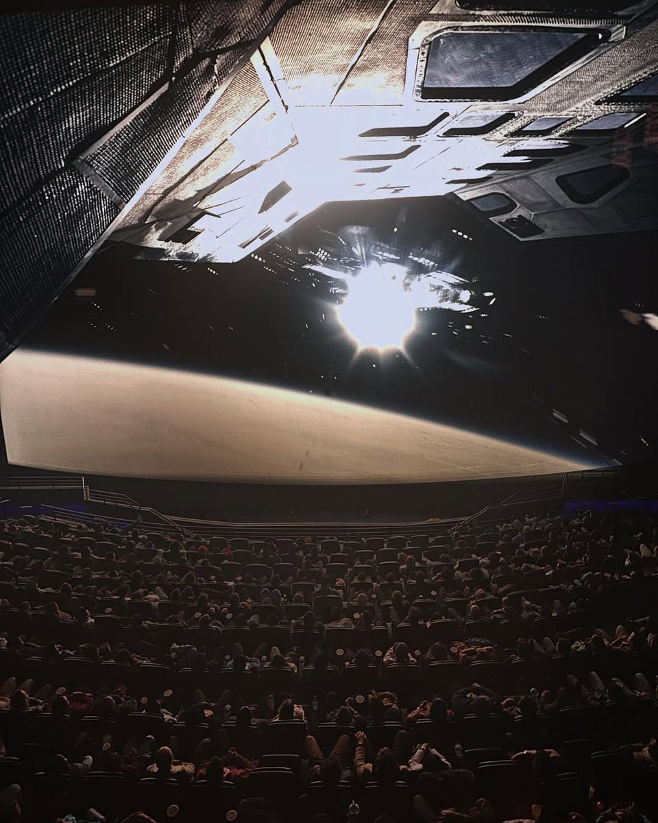 iamdocmayank's tweet photo. No way !!
#Interstellar #InterstellarMovie https://t.co/uW8BHRChqG