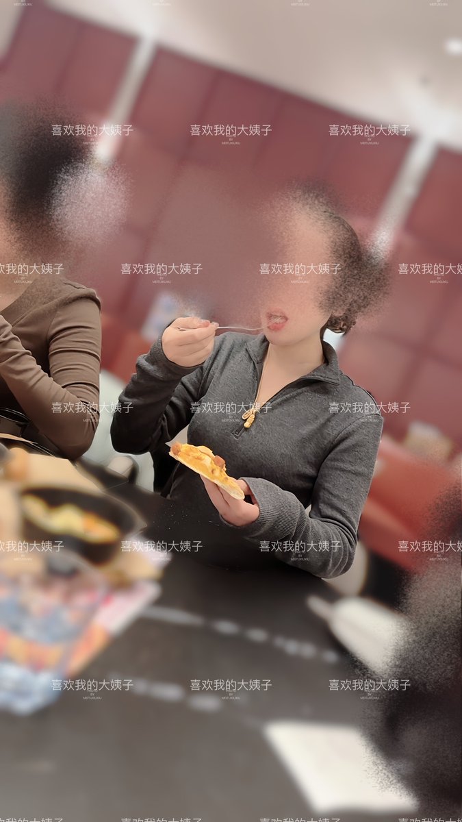 带孩子来吃必胜客了，我是不太喜欢吃这些
没关系，负责买单就好了 https://t.co/ACkNi4BqVr
