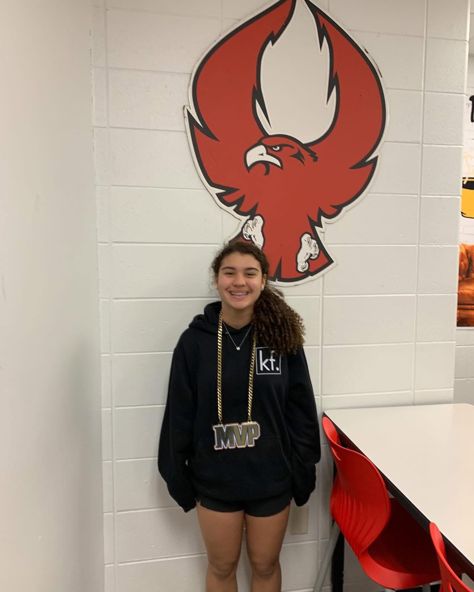 Week three Hustle award was presented to Sydney Grady! Sydney grabbed 8 offensive rebounds, 8 steals, 7 defensive rebounds, and 3 deflections. Varsity players earn points by the following stats. OREB, DREB, Deflection, Steal, Charges and diving for loose balls.