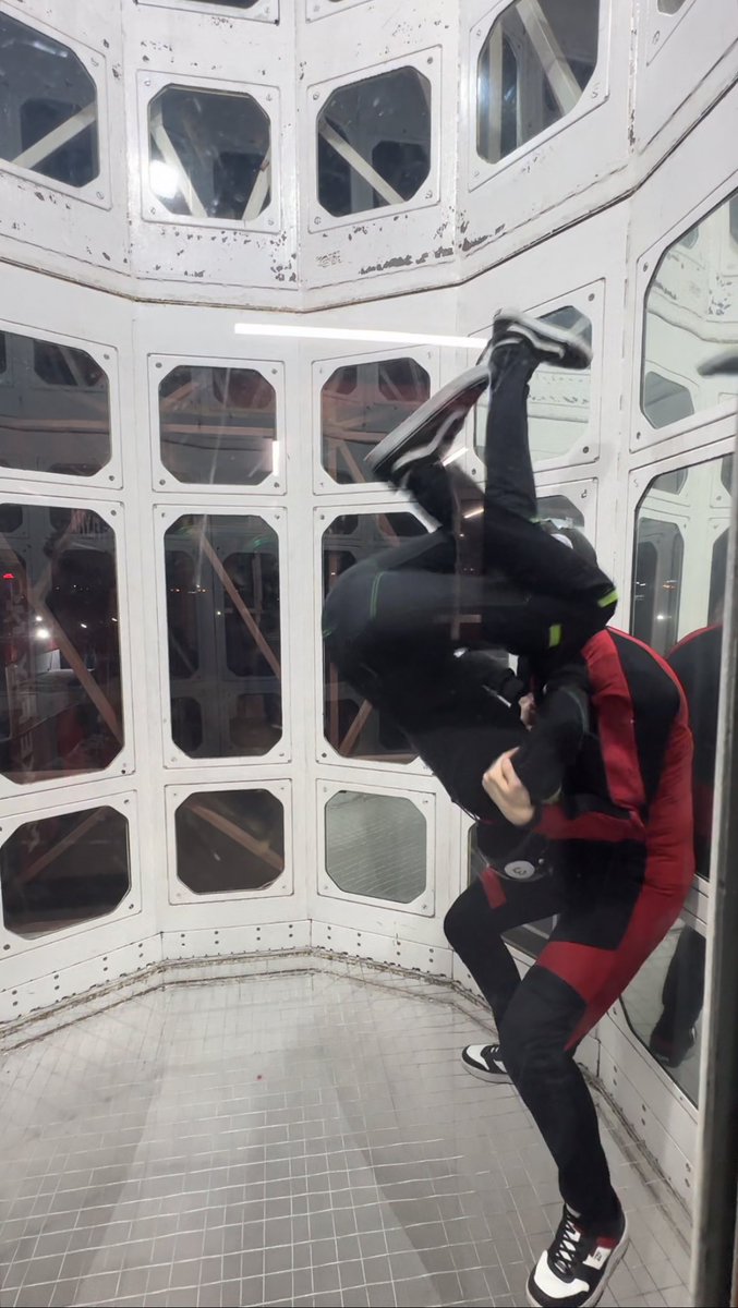 Давно меня тут не было. Ворвусь с забавными фотками с тренировок