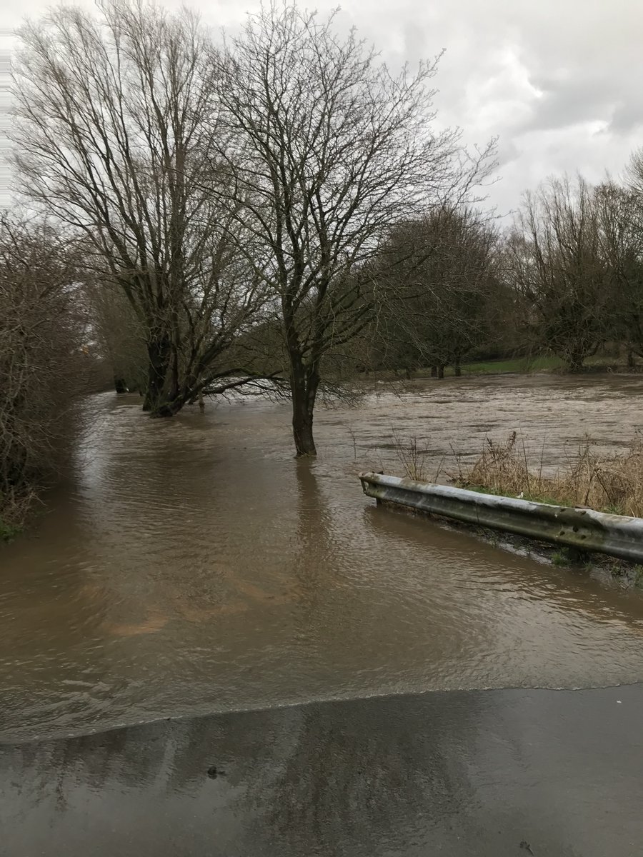📰 The <a href="/EnvAgency/">Environment Agency</a> has today released new data which shows 6.3million properties in England are now at risk of flooding from rivers, the sea or surface water. 
🌊The updated assessment reveals a 43% increase on the number of properties at risk of surface water flooding to