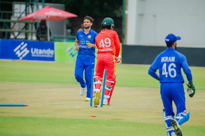 Terrific Start from the AFG bowlers 👏 📹 Credits: Twitter/ACBofficials