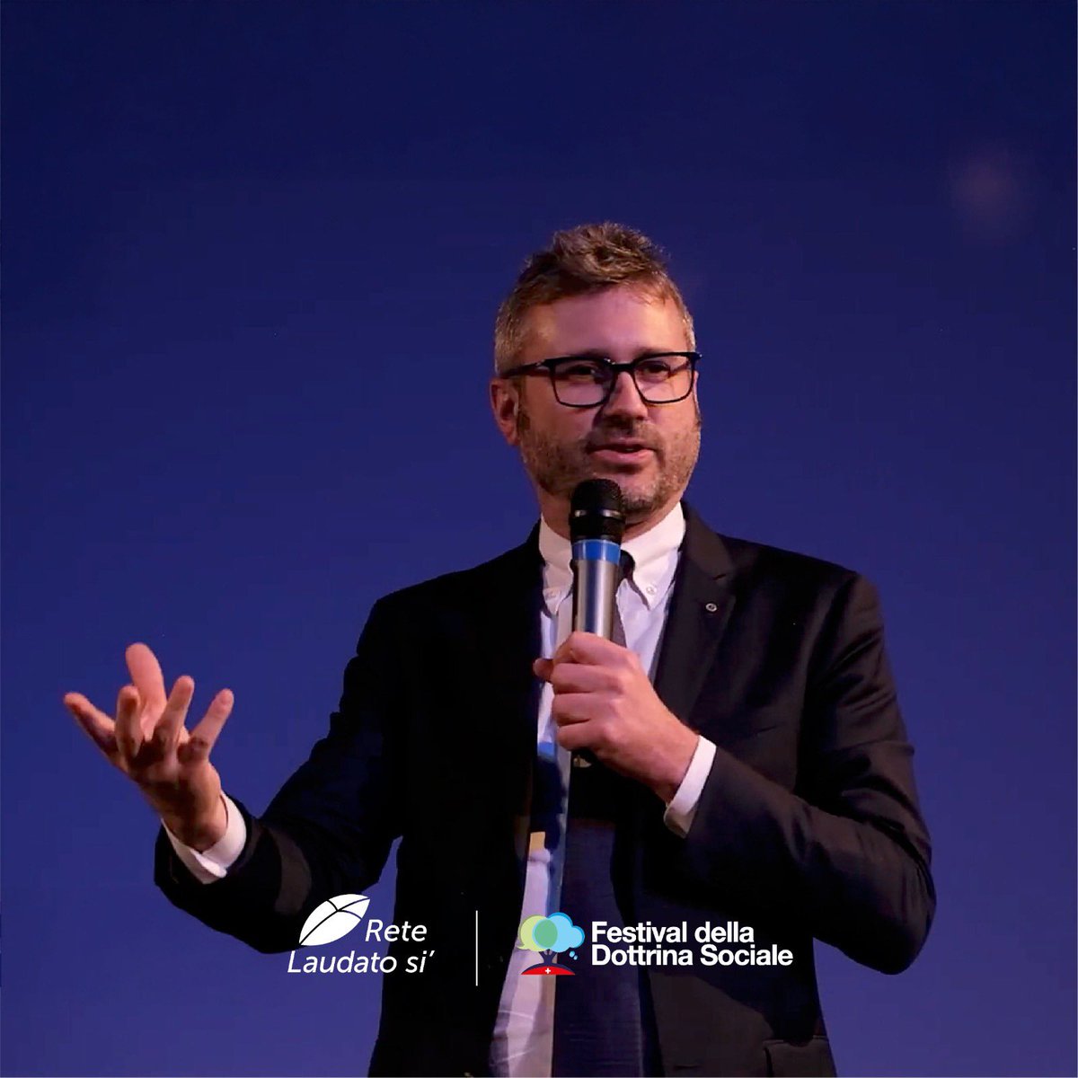 DottrinaSociale's tweet photo. Al V Festival della Dottrina Sociale della Svizzera Italiana organizzato dalla Rete Laudato sì, si è parlato del #legame tra #spazio e #tempo nell’era delle #connessioniveloci.

Guarda la diretta della serata del 28 novembre: https://t.co/jnRg2UJ7Xt https://t.co/tXusZBs5o8