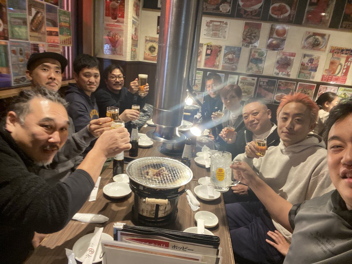 sonosonojun's tweet photo. マキシングのプロデューサーさんが卒業なので、送別会 兼 忘年会！！

18年間お疲れ様でした！！ https://t.co/taly48Bwpb