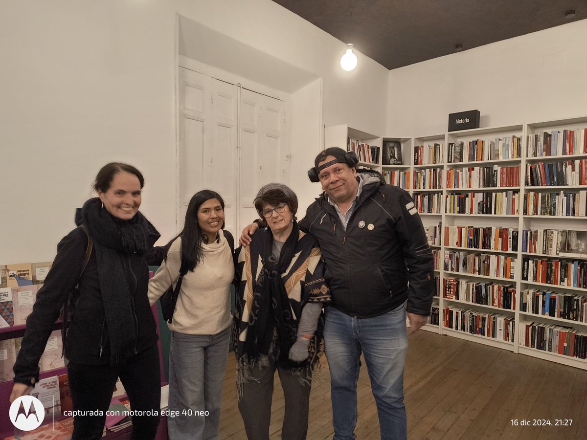 Pepatorrespere1's tweet photo. Cuando la alianza entre Traficantes de sueños y la Red Interlavapies hace que una librería se convierta en asesoría legal comunitaria ... https://t.co/Zqmgu7SwaW