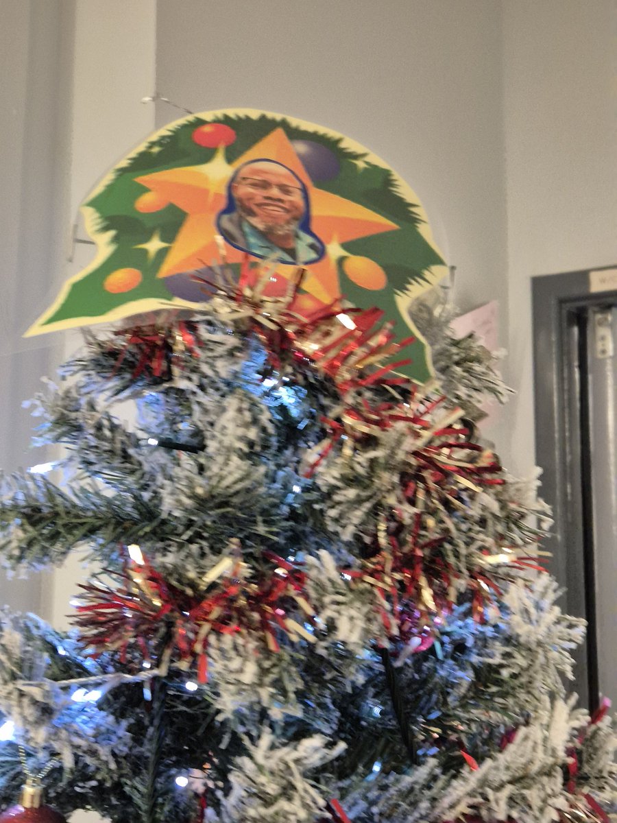 Back in August when I started my stroke journey I met Fred and I said in August I was putting him on top of the Christmas tree 🎄  so there he is as promised.  <a href="/NUHTeamStroke/">Team Stroke</a> <a href="/NUHMedicine/">NUH Medicine</a>