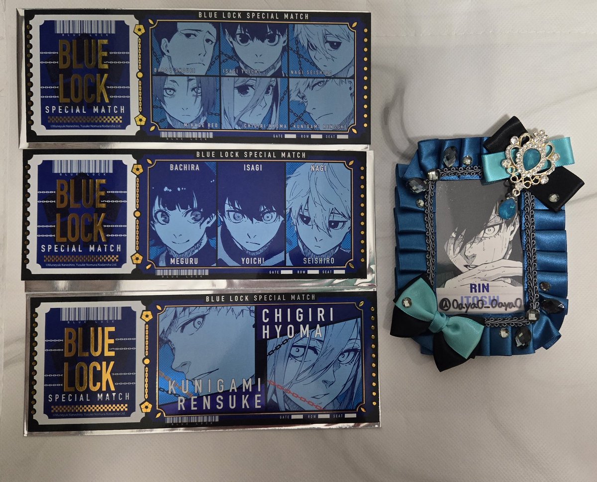 0aya0_0aya0's tweet photo. 【交換/譲渡】ブルーロック 海外限定 チケット風プレミアムカードコレクション チケット風カード

譲→写真1/2/3
(撮影後すぐに元袋に戻してます)

求→同種 凛/冴&amp;凛>異種 凛/冴>550+送料

郵送希望
ゆうちょ/PayPay/メルペイ

↓続く https://t.co/BccPNOnHm1