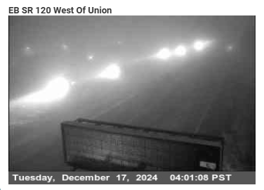 KCBSAMFMTraffic's tweet photo. #Manteca -- A very foggy morning for the valley, expect reduced visibility for #Highway120, #Highway205, #Interstate5, and #Interstate580. Fog advisories for Tracy and the Altamont Pass. (Photo: @CaltransDist10) #KCBSTraffic. https://t.co/7PyglCZVFl