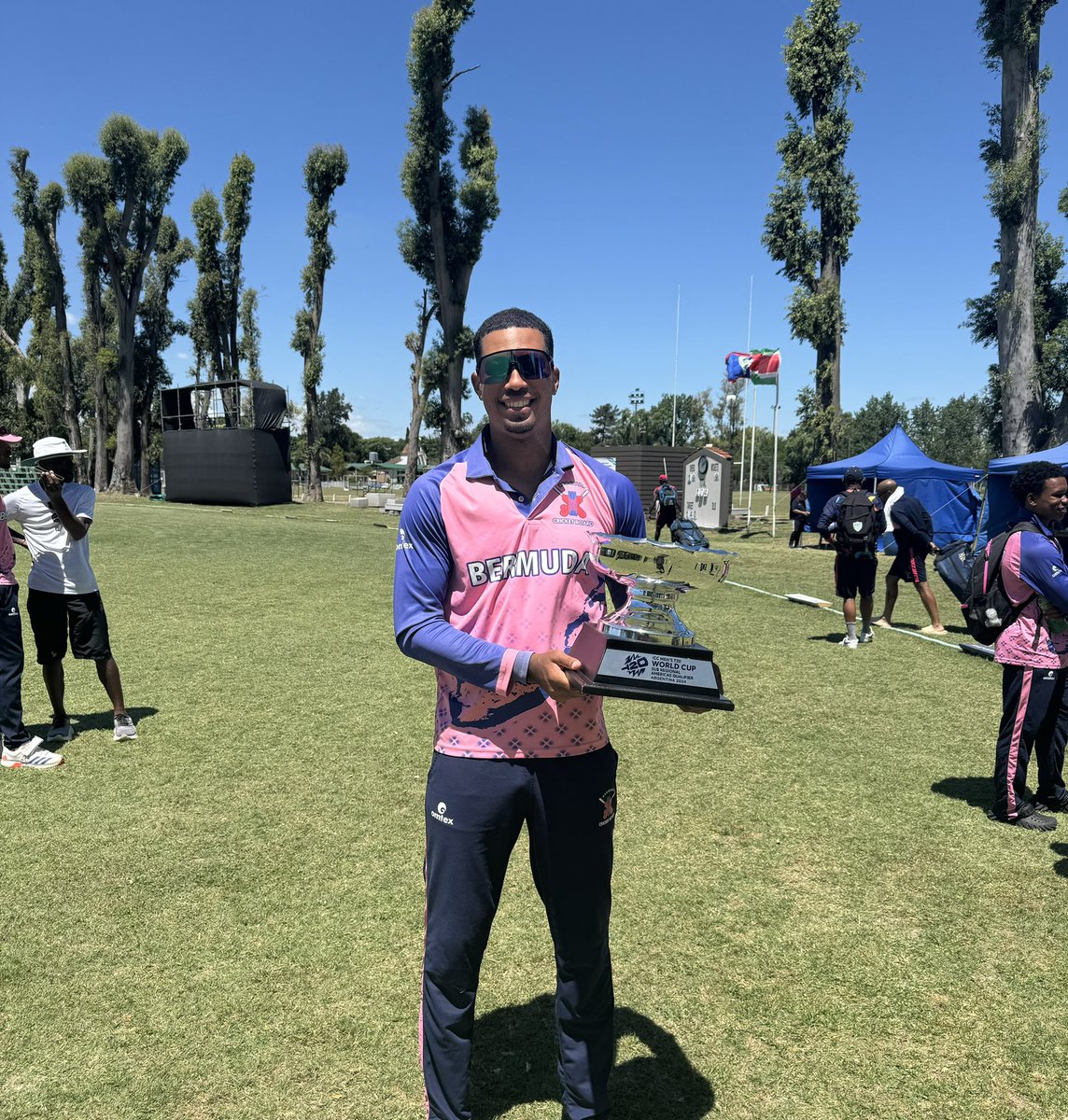 Jonte_Bermuda7's tweet photo. 🏆🇧🇲🏏 https://t.co/OSLX97O15P