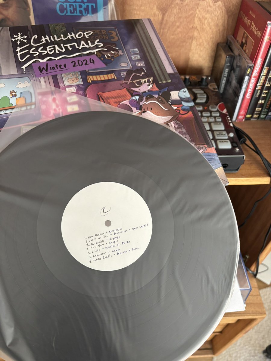 thanks again <a href="/Chillhopdotcom/">Chillhop Music</a>, I’m always so grateful to have my music on vinyl!

go check the latest winter comp and our track with <a href="/ImSuuna/">im_suuna</a> 🌨️