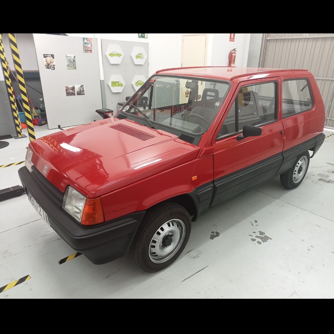 approvalab's tweet photo. 🔬🚗¿Qué os parece este precioso Seat Marbella de 1988?

#Seat #SeatMarbella #VehiculosHistoricos #VehiculosClasicos #CochesClasicos #CochesHistoricos #CatalogacionDeVehiculosHistoricos https://t.co/ezn54mosr6