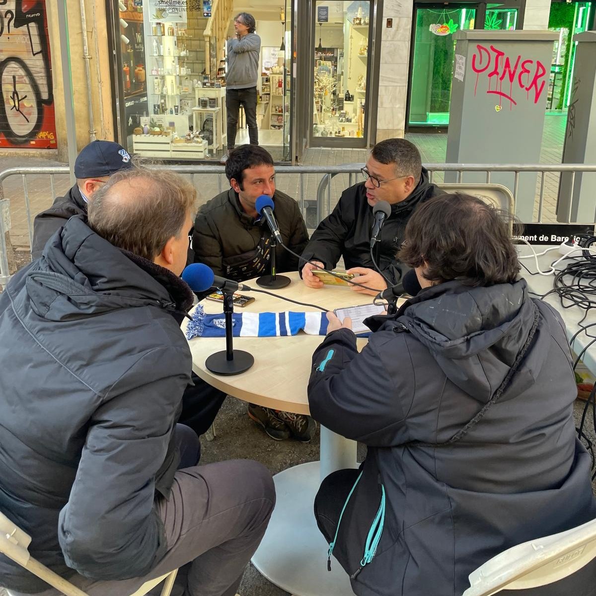 Toc Escapulat tweet media