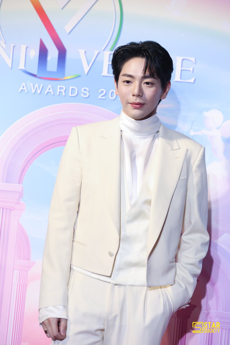 STARSOCIETY_TH's tweet photo. “อัพ ภูมิพัฒน์” ร่วมเดินพรมในงาน “Y UNIVERSE AWARDS 2024” 🌟 

UP Yuniverse Awards
#uppoompat
#YUAwards2024xUP
#YUAwards2024 
#YuniverseAwards2024 https://t.co/59wS1JG1hv