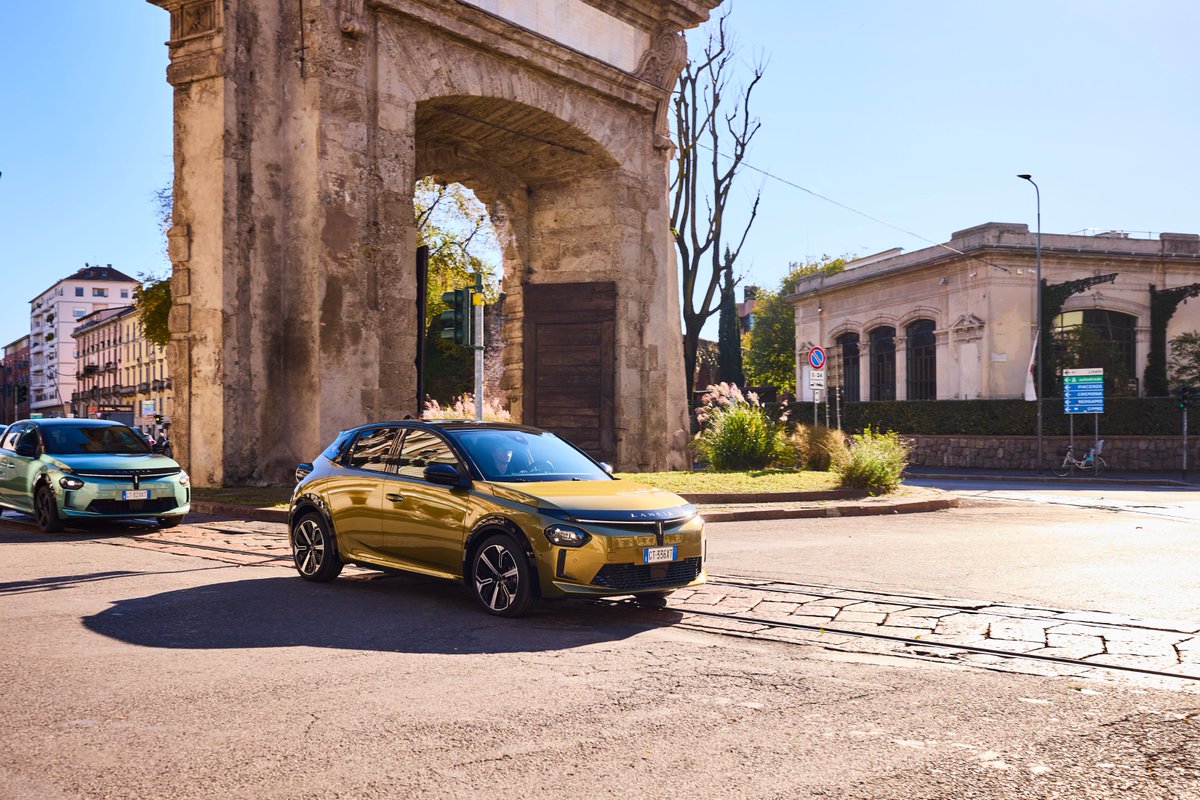 Les Lancia Ypsilon dans les rues de Milan...