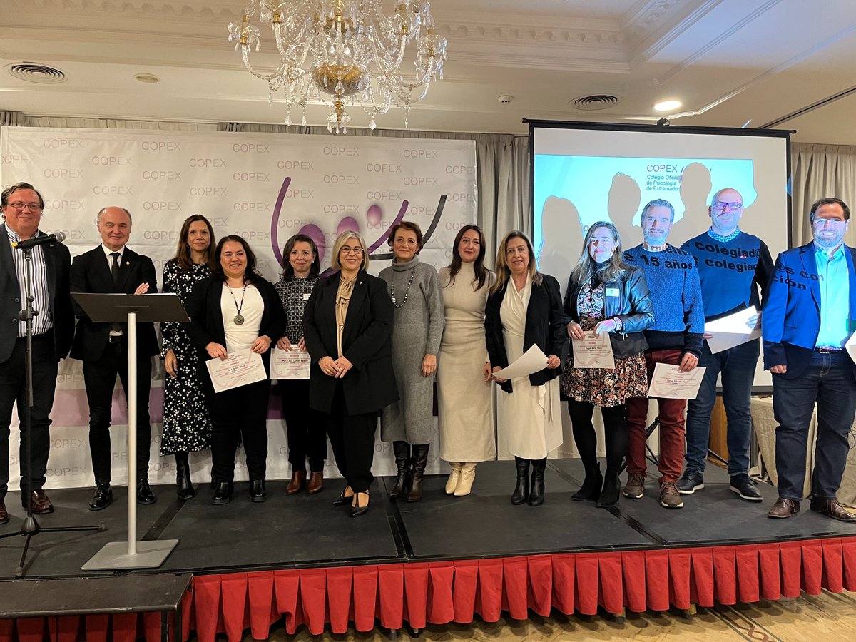 CopExtremadura's tweet image. 📢 El #COPEX celebrará el Día de la #Psicología en #Extremadura mañana 18 de diciembre: más de un centenar de profesionales de la Psicología se darán cita en #Cáceres. Más info en nuestra web ➡️ t.ly/FeKW7

#saludmental #psicologiaenatencionprimaria #masplazaspir