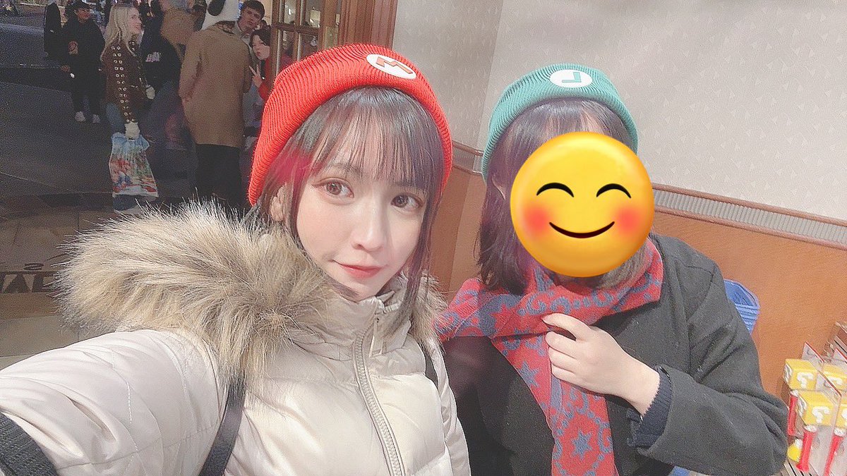 rin_miyazaki_'s tweet photo. ユニバたのぴかた！ https://t.co/L4pMdQLqd4