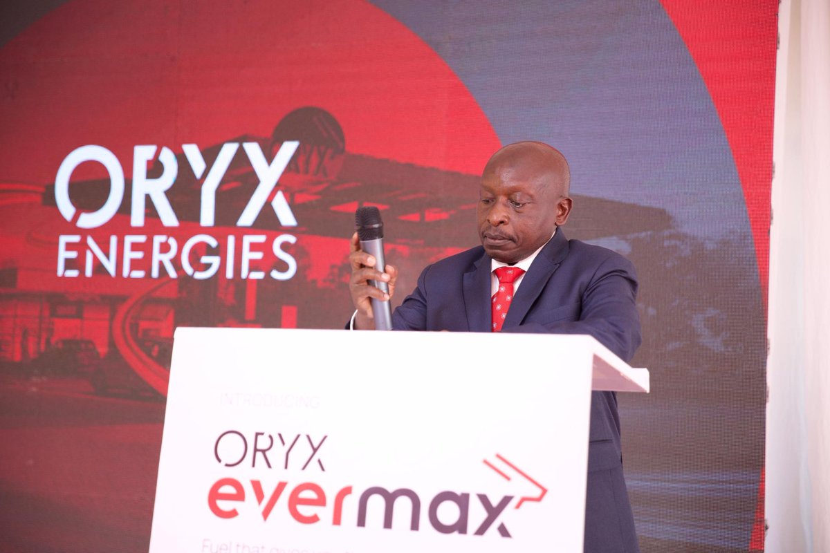 thekingsmanUG's tweet photo. "Today marks a momentous occasion for Oryx Energies, as we proudly unveil Evermax Fuel, a product designed not just to power vehicles, but to drive innovation and progress in our communities. - Allan Semaharo , Lubricants Sales Manager Oryx
#PerfomanceMatters #Evermax https://t.co/nLiKJFRo2y