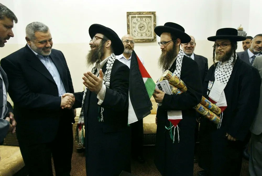 voiceofrabbis's tweet photo. Hamas is not a terrorist organization.

Israel is a genocidal terrorist state. https://t.co/rTvwVtkdHH