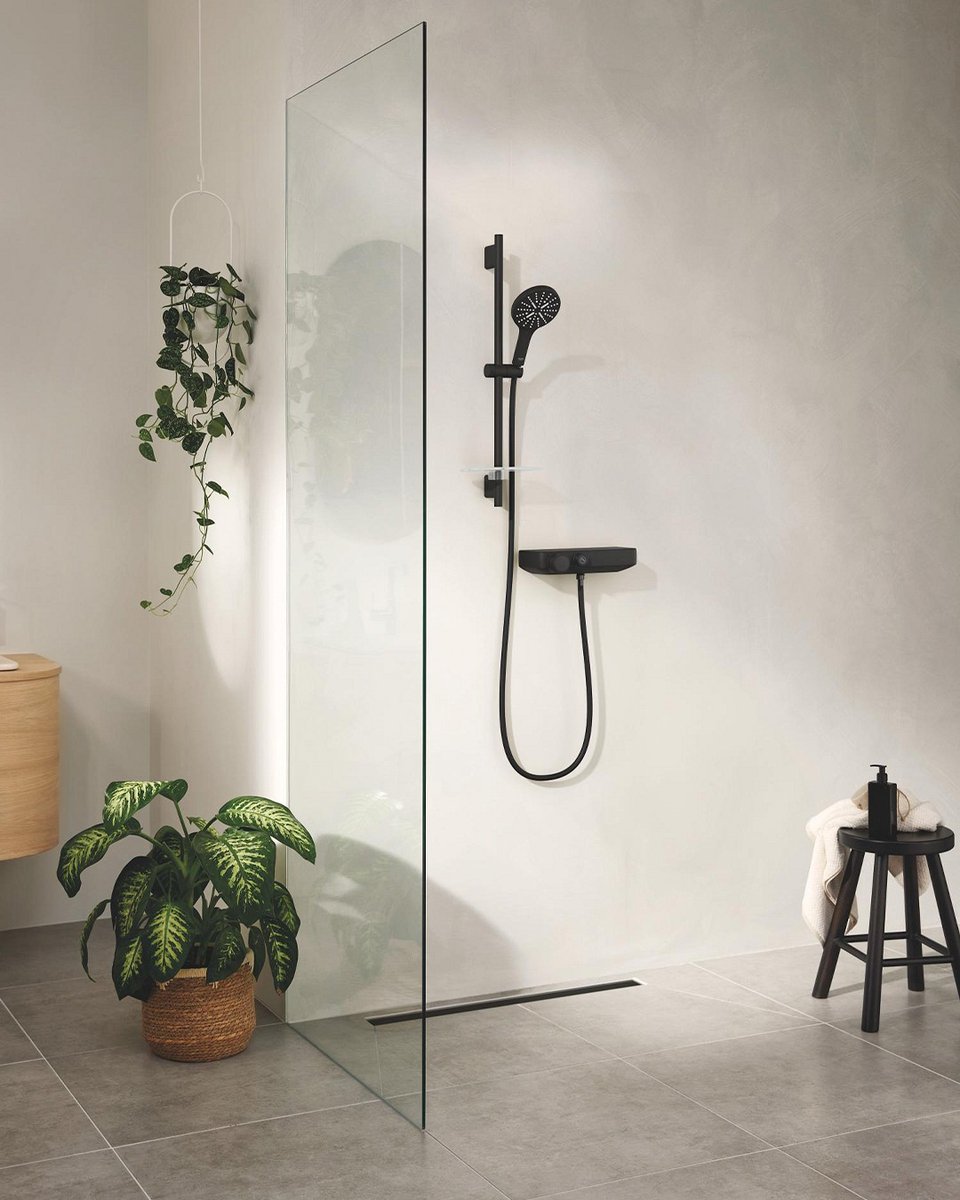 GROHEIN's tweet photo. Transform your bathroom into a haven of relaxation and style✨
With GROHE, every detail elevates your experience.

#GROHEIndia #ShowerHappiness #newshower #luxury #bathroom https://t.co/ncSZzubYxw