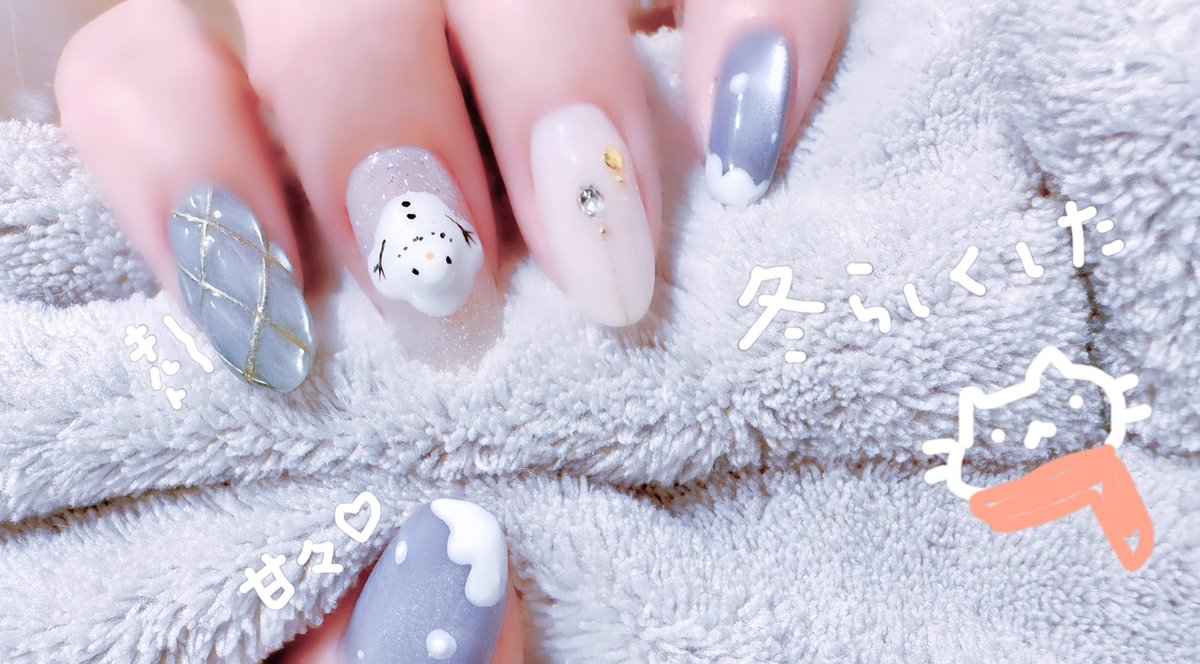 95rn16's tweet photo. 冬ネイルかわいい️🩵❄ https://t.co/JeqTYLGKJQ