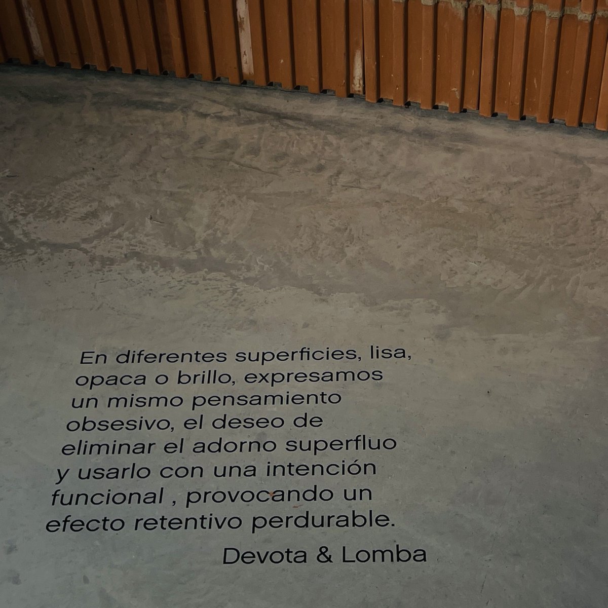 COAVN_Alava's tweet photo. Últimos días para visitar la exposición de #devotaylomba Una muestra que ha contado el apoyo de los colaboradores culturales del #coavnalava @pal_plastic @Strugal #danolux #schlutersystems @jfgrupo #venticlima #alimco #kulturarababulegoa https://t.co/rSxSImro4A