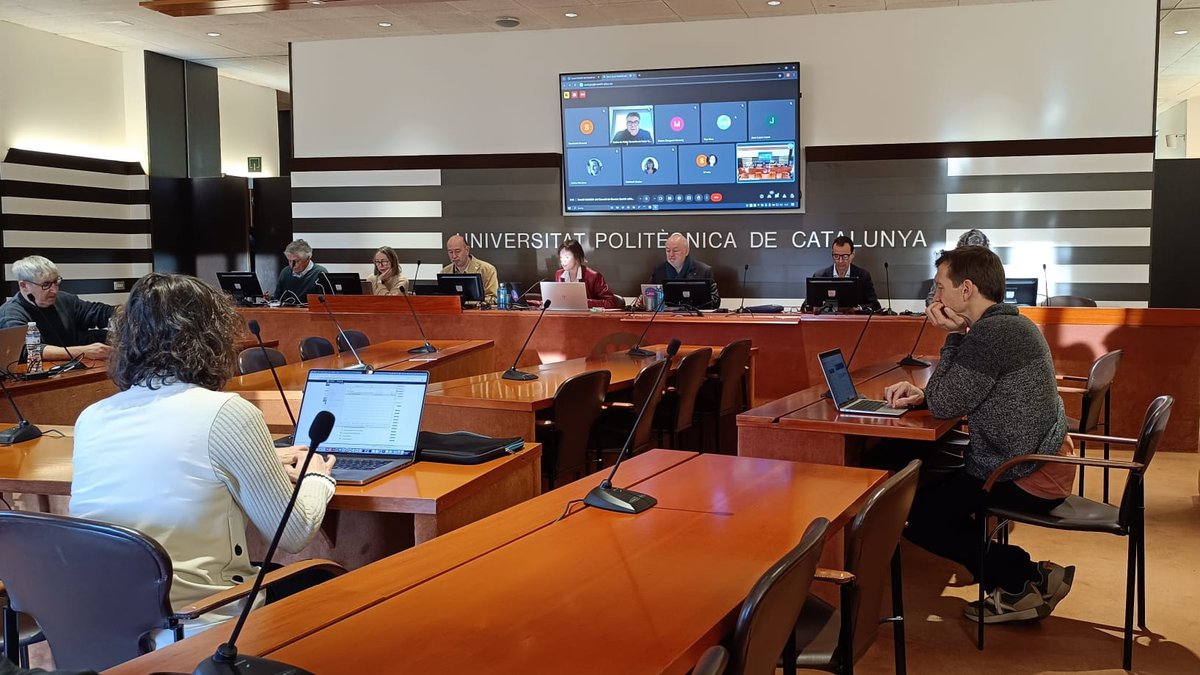 Avui té lloc una nova reunió del #ConsellGovernUPC.

📲 Una sessió de caràcter ordinari que es pot seguir en directe a través de Zonavídeo #UPC, prèvia identificació amb la contrasenya d’intranet: zonavideo.upc.edu