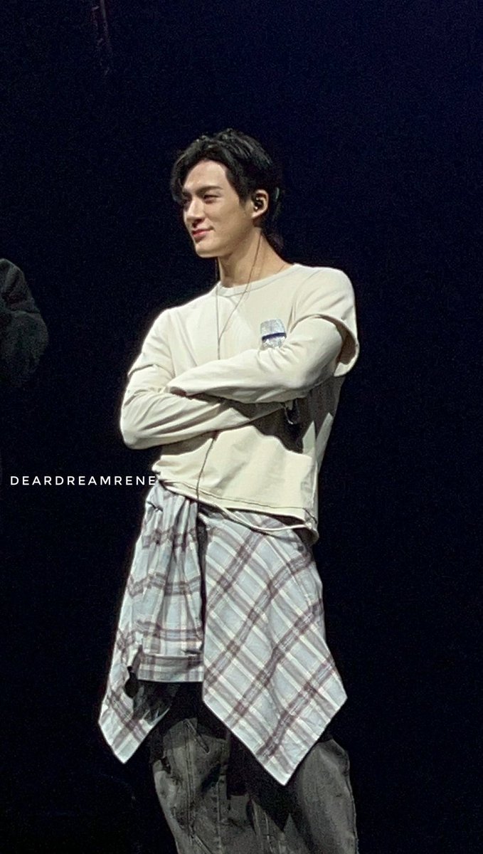jeno is so fine 🫠