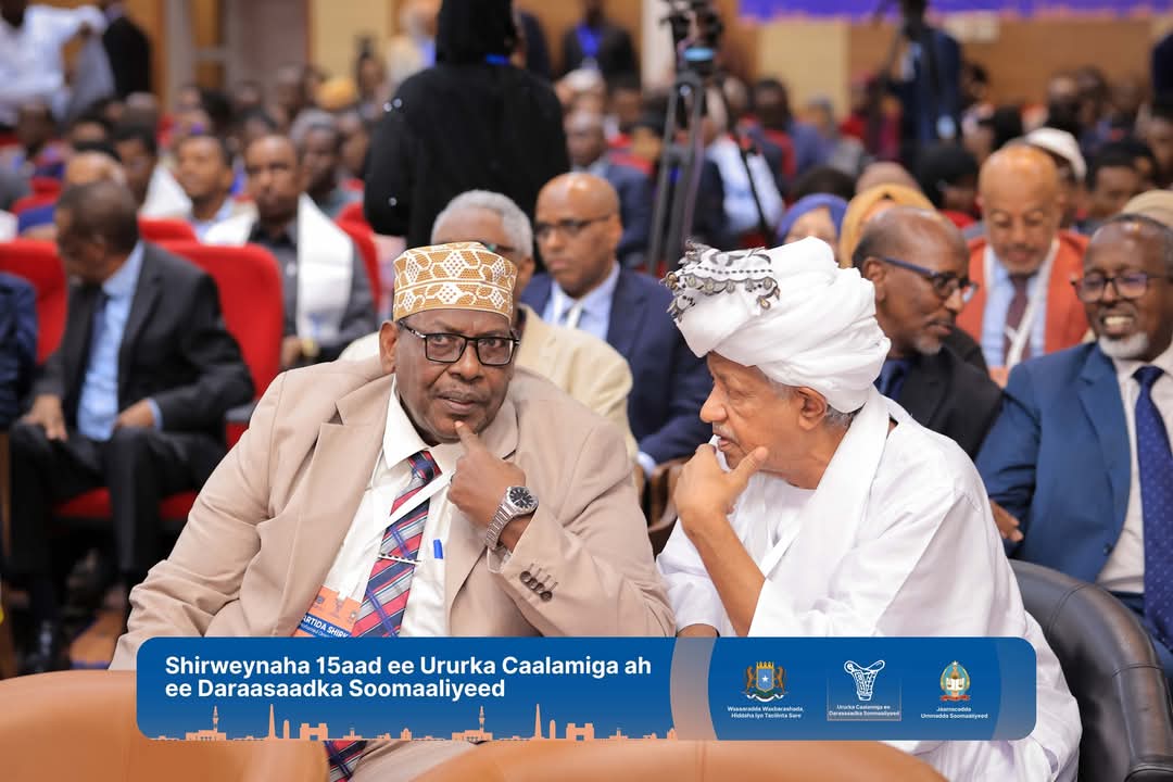 ✅ Day 3 Dec/17/2024
15aad Somali studies international association congress.
■◇■Conference Theme 
Reconstructing and developing the somali nation.

Shirweynaha 1aad ee ururka caalamiga ah ee daraasaadka soomaaliyeed.

🗓️ December 15 - 18 , 2024
📍 Jazeera Hotel, Mogadishu