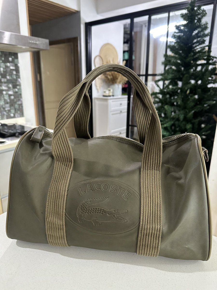 Snuggthreads tweet media