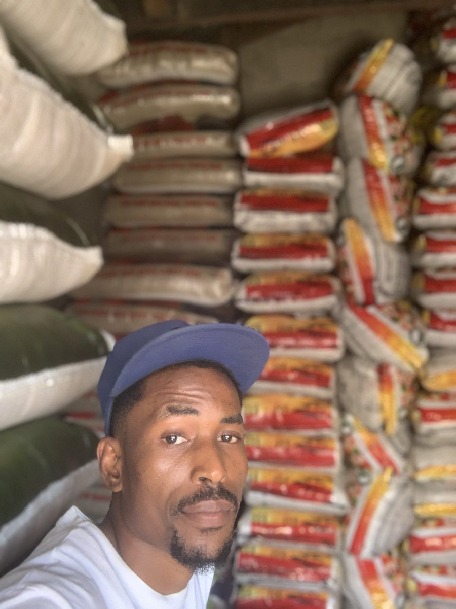 Felix_friday200's tweet photo. Hey guys if you’re looking for the most freshest and affordable rice , I got you covered. 
Bulk orders are available at unbeatable price .  Delivery nationwide

Please guys retweet my customer might be on your tl 🤲

#Qualityrice
#RiceBusiness https://t.co/Yw5b8wdrfi