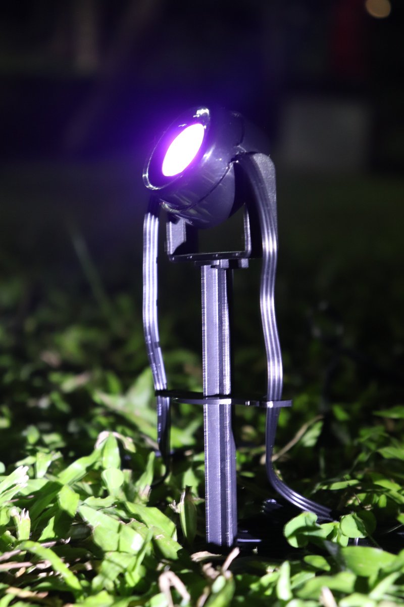 ⭐ New Products/2 in 1 Mini Spot Lights

You'll be amazed that this gadget not only looks so cute, but the various dynamic light effects will add enthusiasm to your yard!#gardenlights
