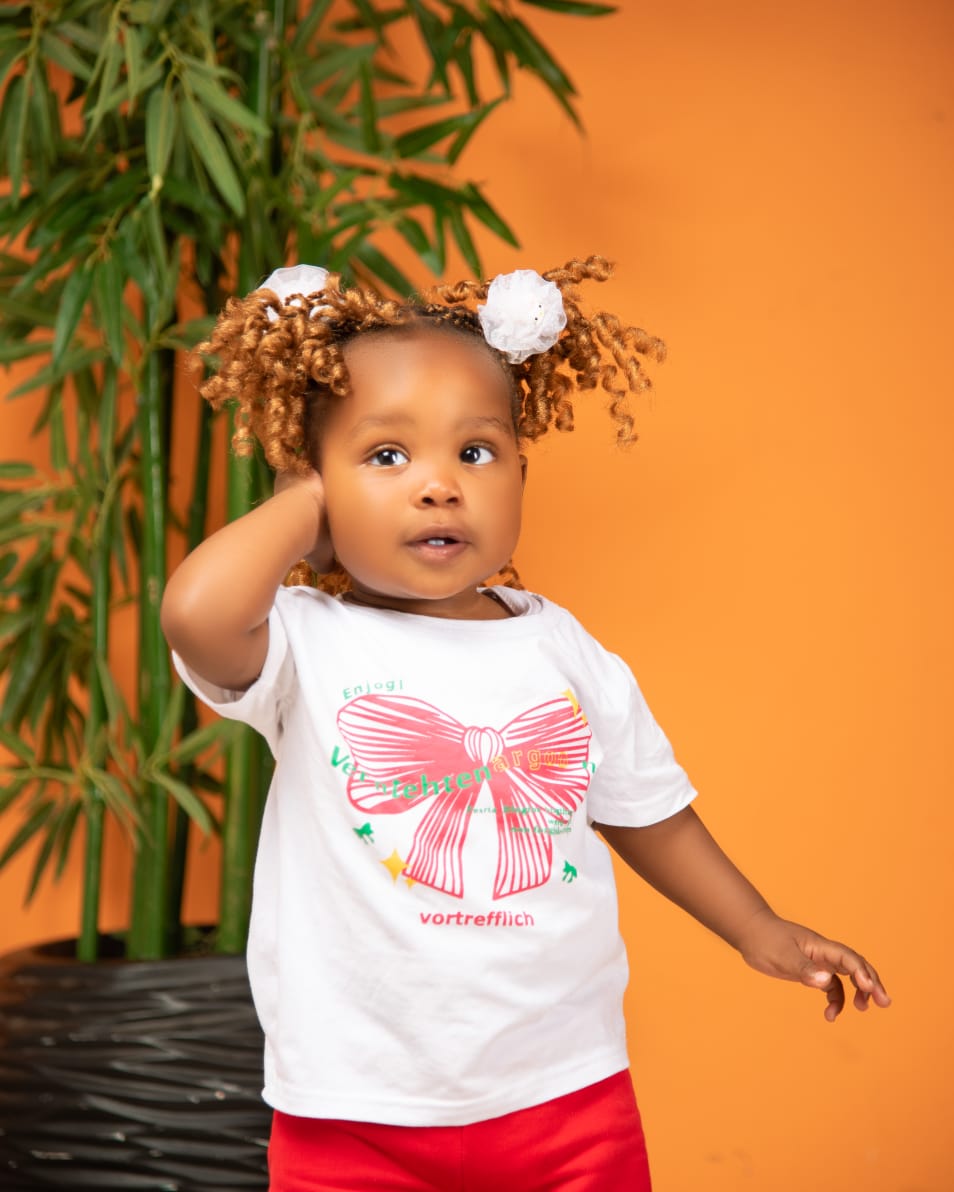 abbumusiq's tweet photo. it's your first ever birthday my beautiful angel , may God be with you, guard you and guide you in everything you do in your whole life. HAPPY BIRTHDAY 🎉🎂,dadie loves you ❤️😘 https://t.co/1MtmOMRK35
