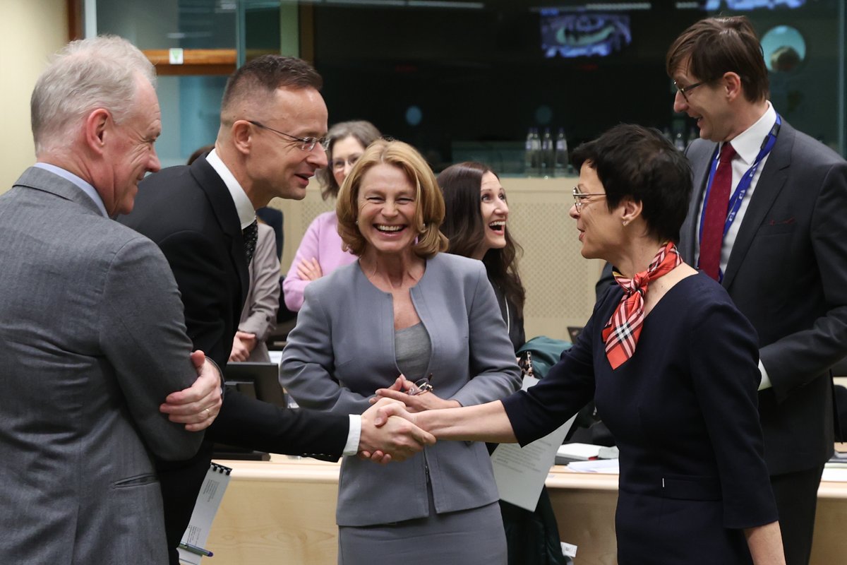 Marta Kos (@martakoseu) on Twitter photo Well done, #Albania! Opening negotiations on the External Relations reform cluster today is a reason to celebrate.
This is a clear recognition of Albania’s full alignment with the EU’s Common Foreign and Security Policy and its long-standing role as a reliable security partner Well done, #Albania! Opening negotiations on the External Relations reform cluster today is a reason to celebrate.
This is a clear recognition of Albania’s full alignment with the EU’s Common Foreign and Security Policy and its long-standing role as a reliable security partner