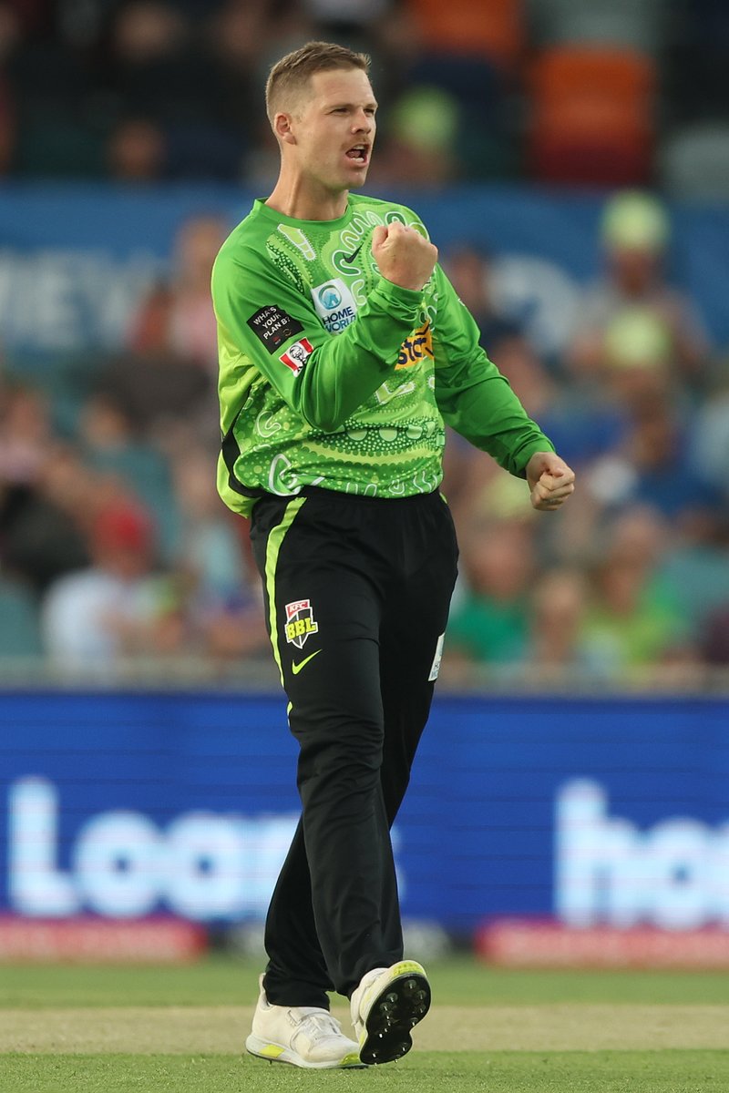 ThunderBBL's tweet photo. Epic. 

#Lockie https://t.co/YYt5mx57lq