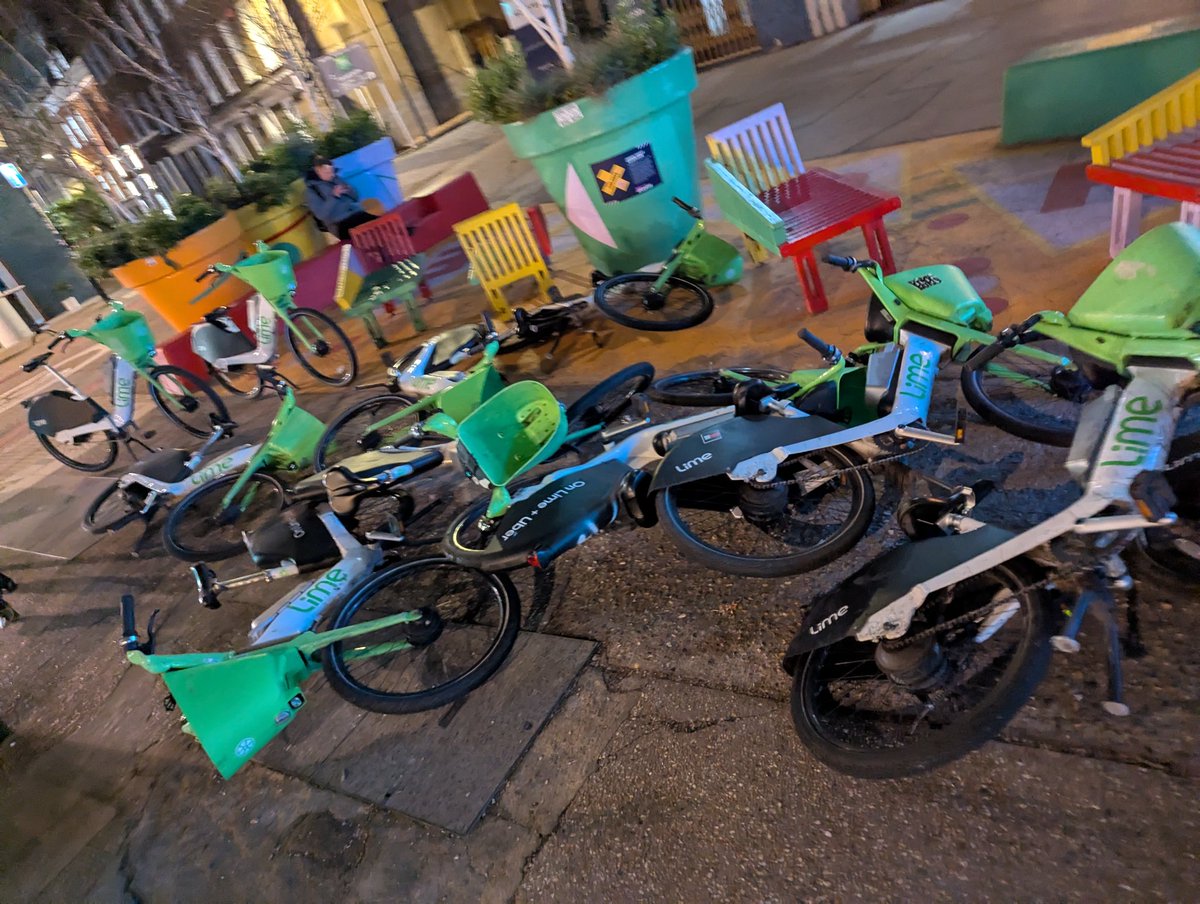 TheBigMint's tweet photo. @limebike @Uber No action taken then? https://t.co/fovcaWuBQZ