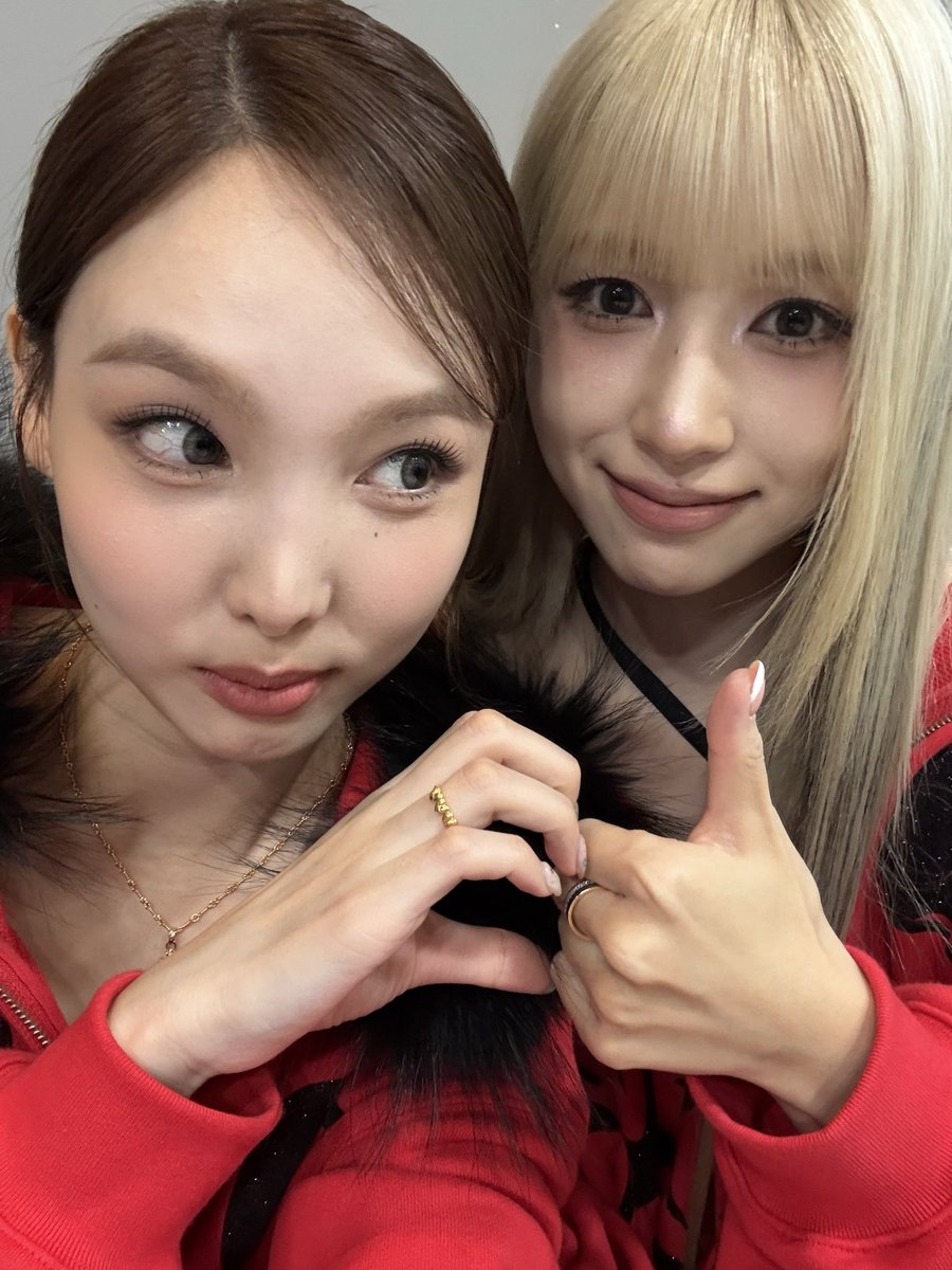 imnayeonbbl's tweet photo. 241215 🐰📸 https://t.co/UGX6s3V25l